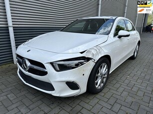 MERCEDES-BENZ A180d GROOT SCHERM/LED/CAMERA