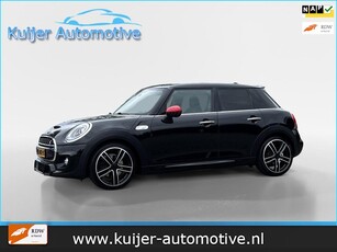 Mini Mini 2.0 Cooper S Serious Business JCW Automaat