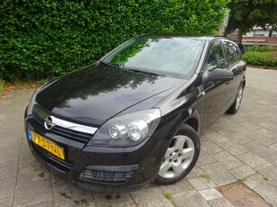 Opel Astra 1.4 Edition MET JAAR APK