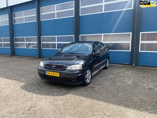 Opel Astra 1.6-16V Sport