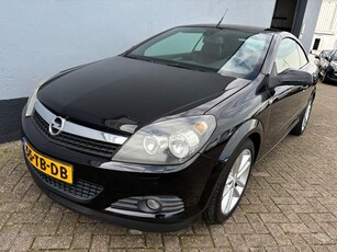 Opel Astra TwinTop 1.8 Cosmo - Lederen Interieur