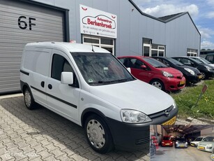 Opel Combo 1.4-16V Base