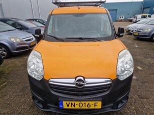 Opel Combo van 1.3 diesel rijd super (bj 2015)