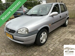 Opel Corsa 1.2i-16V Onyx Nieuwe apk 5 drs