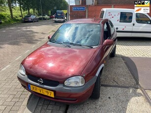 Opel Corsa 1.2i-16V Strada