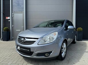 Opel Corsa 1.4-16V Cosmo NAP APK Android Lichtmetaal Dealer