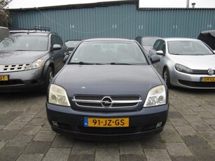 Opel Vectra 2.2-16V Elegance