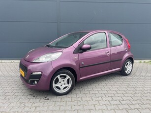 Peugeot 107 1.0 envy met airco / lmv / toerenteller /