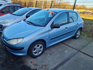 Peugeot 206 1.4 XT