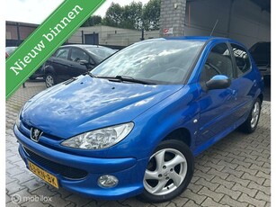 Peugeot 206 1.6-16V Griffe / 5DRS / Airco / 126.000 KM/N.A.P