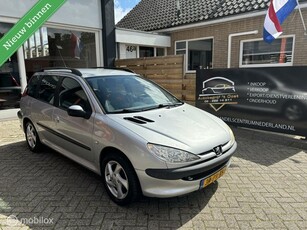 Peugeot 206 SW 1.4 Air-line 2 airco, lage km stand, apk 2025