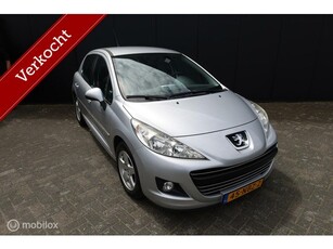 Peugeot 207 1.4 VTi Style