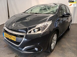 Peugeot 208 1.2 PureTech Signature Schadeauto!