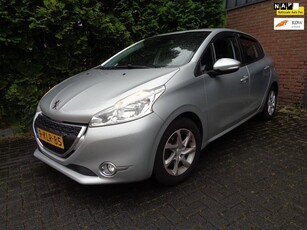 Peugeot 208 1.2 VTi Envy,Navi,Clima,PDC,Cruise control