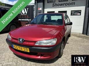 Peugeot 306 1.4 met apk tot 14-03-2025!