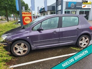 Peugeot 307 2.0-16V XSI AUTO START NIET LOOP OF SLOOP !!!!