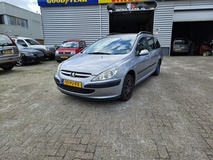 Peugeot 307 Break 2.0-16V Navtech Inruil koopje, Airco