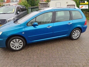 Peugeot 307 SW 2.0 16V 7 ZITTER MET AIRCO EN NIEUWE APK