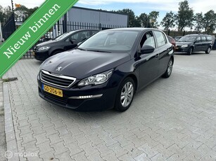 Peugeot 308 1.2 PureTech Active 135.000 km nap