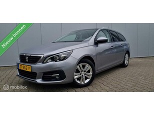 Peugeot 308 SW 1.2 PureTech Active TREKHAAK/PANO