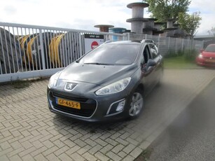 Peugeot 308 SW 1.6 e-HDi Allure , Pano, navi