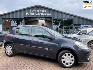 Renault Clio 1.4-16V Expression