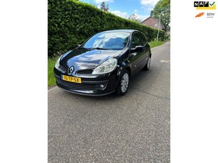 Renault Clio 1.4-16V Expression