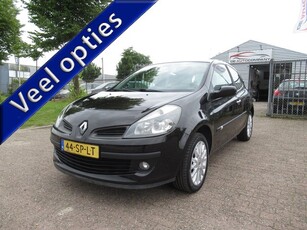 Renault Clio 1.6-16V Dynamique Luxe 2e Eigenaar Goed