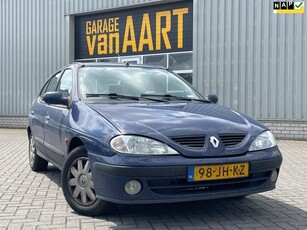 Renault Mégane 1.4-16V Air AIRCO NIEUWE APK