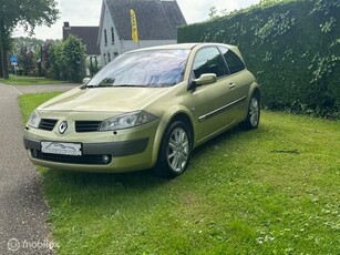 Renault Megane 1.6-16V Privilège Comfort