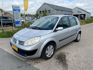 Renault Scénic 1.6-16V Tech Line