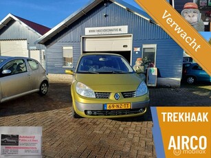 Renault Scenic 2.0-16V Dynamique Comfort