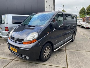 Renault Trafic 1.9 dCi ZWART KOPPELING DEFECT (bj 2004)