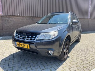 Subaru Forester 2.0 XS Camera Automaat Pano Navi 4x4 Leer