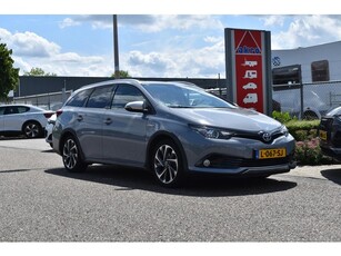 Toyota Auris 1.8 Hybrid Dynamic Ultimate Camera Cruise