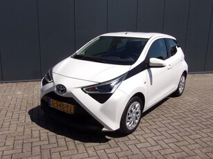 Toyota Aygo 1.0 VVT-i x-play limited//50 000 KM !!//