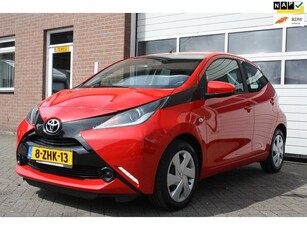 Toyota Aygo 1.0 VVT-i x-play.km.s.t.38505.aantoon