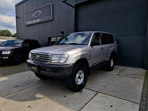 Toyota HZJ105 Landcruiser Overlander