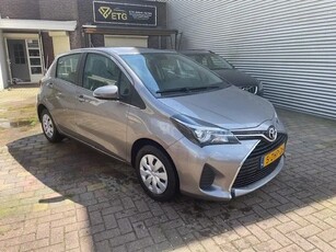 Toyota Yaris 1.0 VVT-i Aspiration / Airco / Camera / NAP /