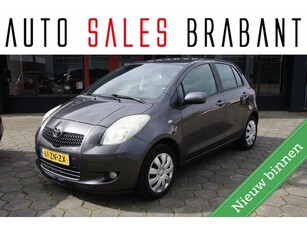 Toyota Yaris 1.3 VVTi Sol