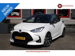 Toyota Yaris 1.5 Hybrid Executive Panoramadak, Origineel