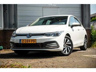 Volkswagen Golf 1.4 eHybrid Style (bj 2021, automaat)