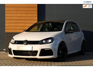 Volkswagen Golf 2.0 R 4-Motion LEDER DYNAUDIO KLEPSYST