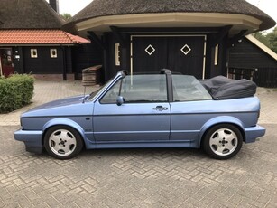 VOLKSWAGEN GOLF Cabriolet 1.8