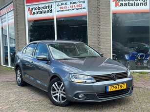 Volkswagen Jetta 1.6 TDI Highline BlueMotion