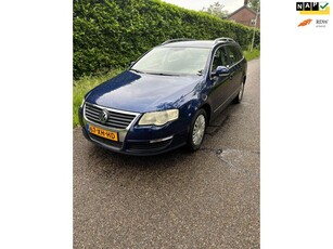 Volkswagen Passat Variant 1.6 FSI Comfortline Business