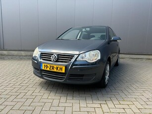 Volkswagen Polo 1.4-16V Optive