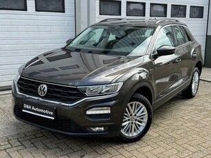 Volkswagen T-Roc 1.5 TSI Style Lane/Front