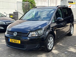 Volkswagen Touran 1.2 TSI Trendline Bluemotion 7p. Navi