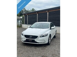 Volvo V40 2.0 D2 120PK EURO 6 *SportStand* CitySafe